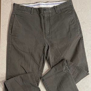 J Crew Olive Green Chino Pants 32W 34L
